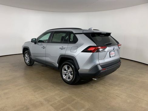 Used 2023 Toyota RAV4 XLE w/ XLE Grade Weather Package AWD/4WD image 14