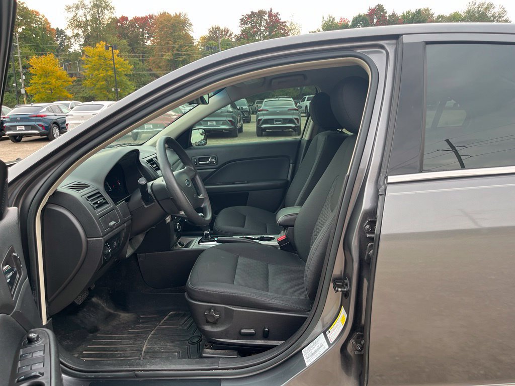 Used 2012 Ford Fusion SE FWD image 19