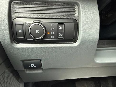 Used 2023 Ford F350 XL AWD/4WD image 19