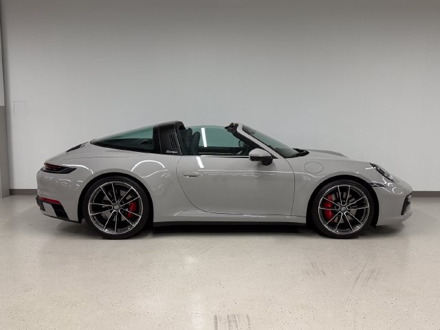 Certified 2024 Porsche 911 Targa 4S AWD/4WD image 7