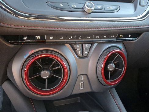 Used 2025 Chevrolet Blazer RS image 14