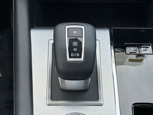 New 2026 Nissan Rogue Platinum AWD/4WD image 26