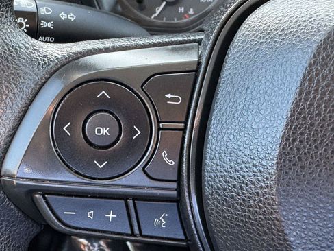 Used 2023 Toyota Corolla LE FWD image 19