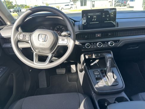 Used 2026 Honda CR-V EX image 15