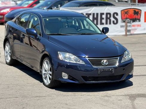 Used 2007 Lexus IS 250 RWD image 2