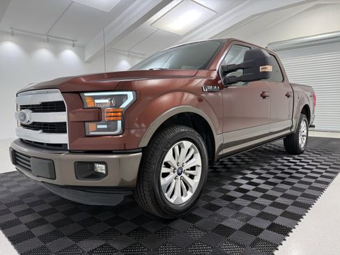 Used 2015 Ford F150 Lariat w/ Equipment Group 501A Mid image 3