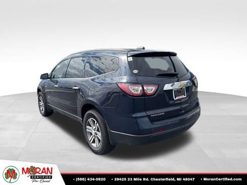 Used 2017 Chevrolet Traverse LT FWD image 3