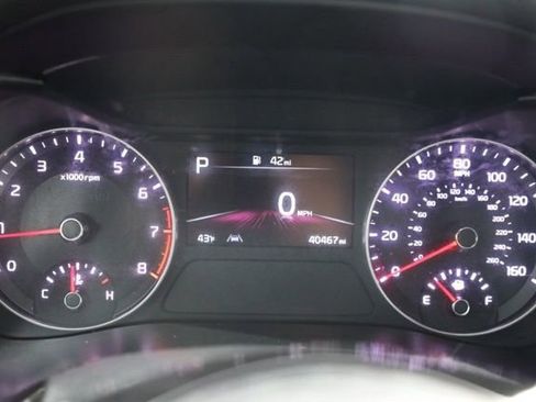 Used 2022 Kia Forte GT-Line w/ GT-Line Premium Package image 24