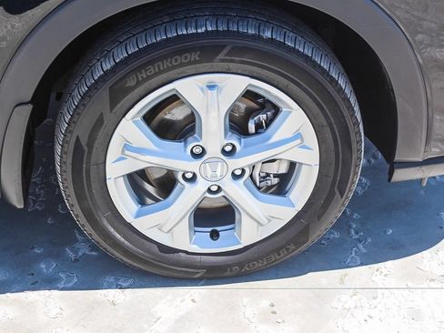 Certified 2025 Honda HR-V LX image 10