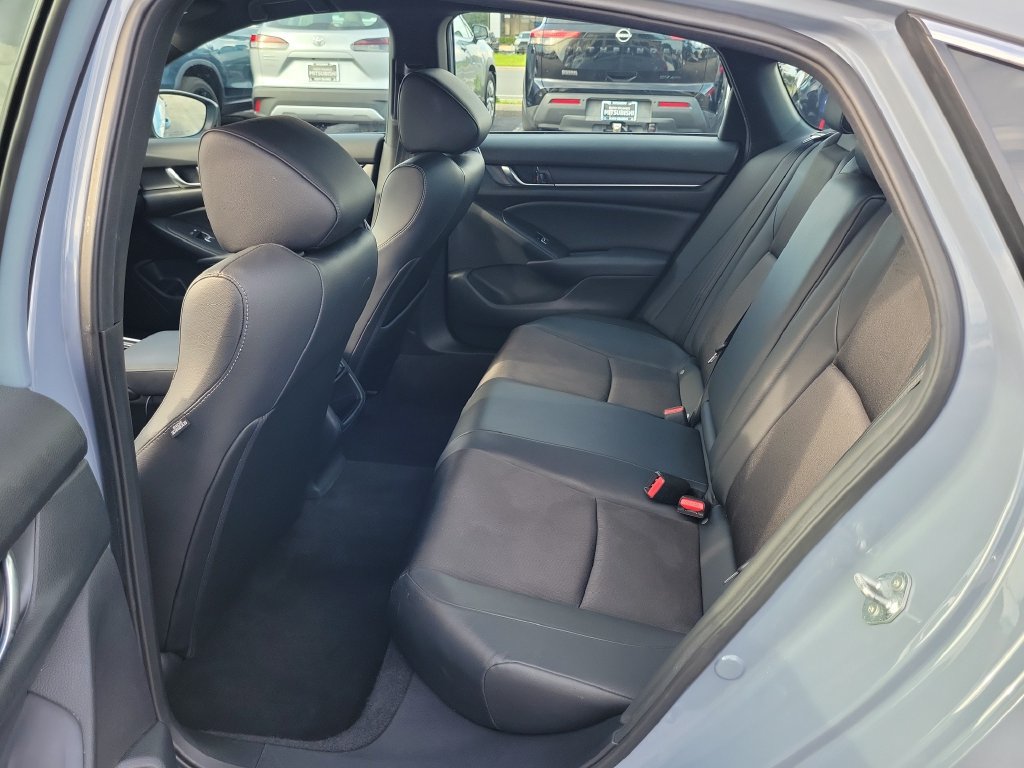 Used 2022 Honda Accord Sport image 8