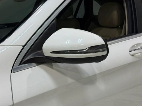 Used 2019 Mercedes-Benz GLC 300 image 10