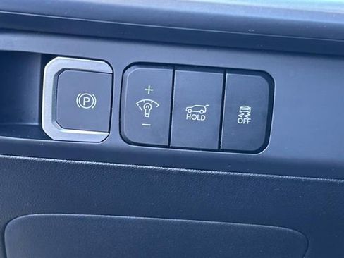 Used 2025 Hyundai Santa Fe SEL image 19