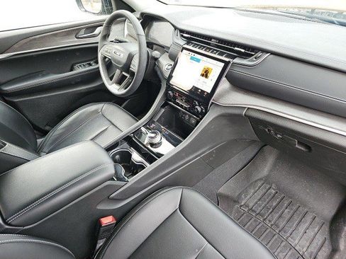 Used 2023 Jeep Grand Cherokee L Limited w/ Trailer Tow Group (B) image 14