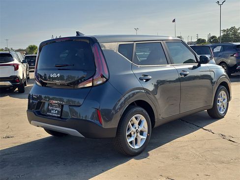 New 2025 Kia Soul LX image 8