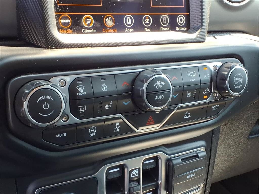 Certified 2023 Jeep Gladiator Sport AWD/4WD image 8