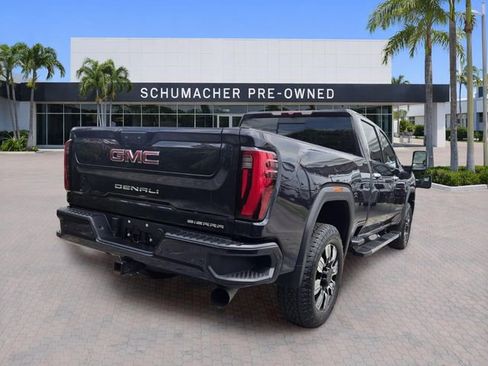 Used 2025 GMC Sierra 2500 Denali AWD/4WD image 7