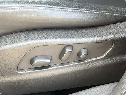 Used 2023 Cadillac XT4 Premium Luxury w/ Enhanced Visibility Package image 23