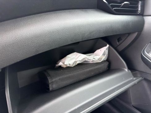 Used 2021 Nissan Sentra SV image 23