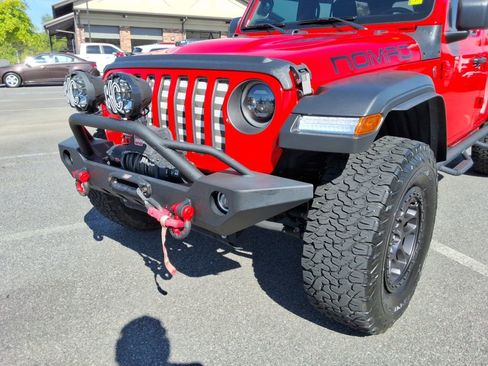Used 2022 Jeep Wrangler Unlimited Rubicon w/ Xtreme Recon 35" Tire Package AWD/4WD image 9