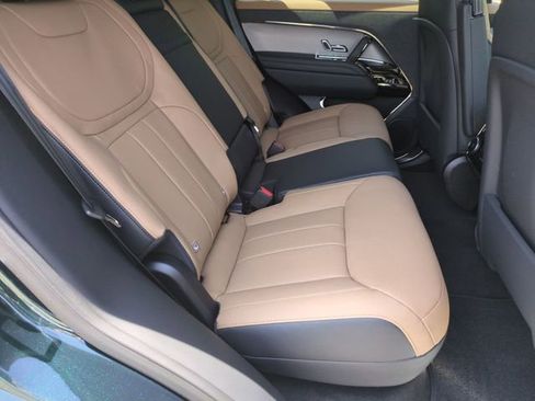 New 2026 Land Rover Range Rover Sport Dynamic SE AWD/4WD image 17