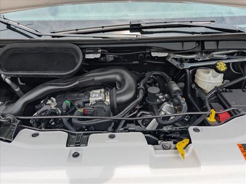 New 2025 Ford Transit 250 148 Medium Roof image 17