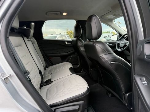 Certified 2023 Ford Escape SE w/ PHEV Premium Package image 12