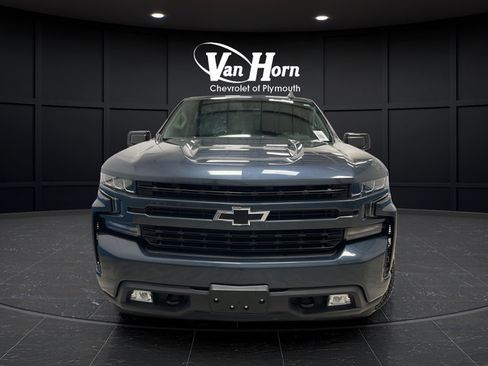 Used 2021 Chevrolet Silverado 1500 RST AWD/4WD image 2