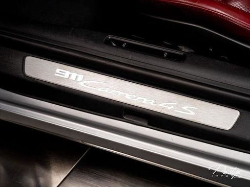 Used 2020 Porsche 911 Carrera 4S AWD/4WD image 25