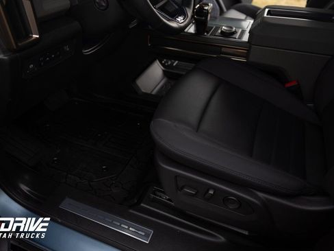 Used 2024 GMC Hummer EV 3X w/ Omega Edition image 25