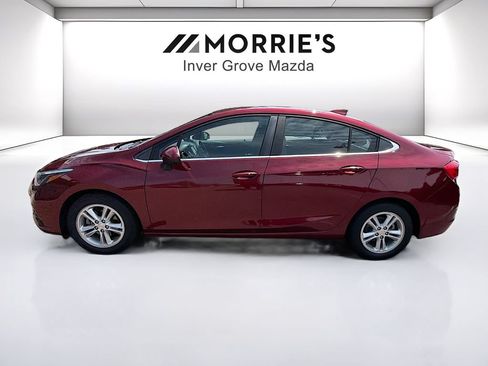 Used 2016 Chevrolet Cruze LT w/ Convenience Package FWD image 8