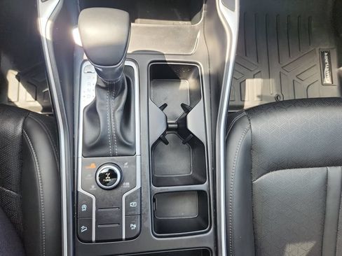 Certified 2023 Kia Sorento S w/ Panoramic Sunroof Package AWD/4WD image 15