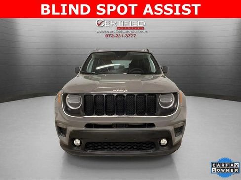Used 2022 Jeep Renegade Latitude image 2