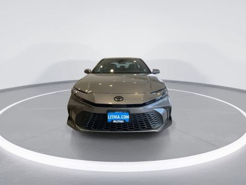 New 2026 Toyota Camry SE image 3
