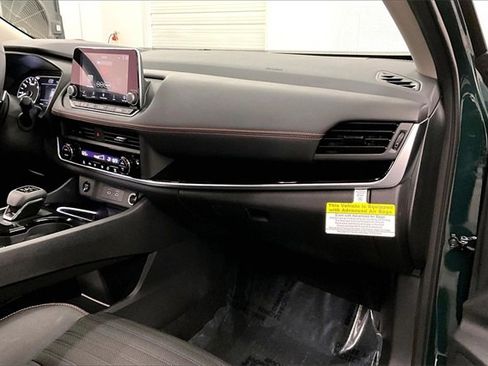 New 2026 Nissan Rogue SV image 32