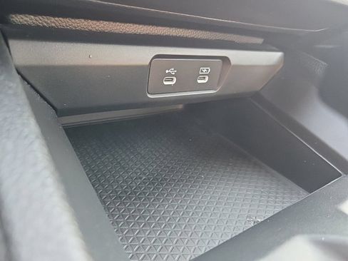 Used 2023 Honda Accord LX image 38