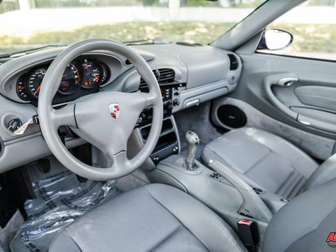 Used 2002 Porsche 911 Targa image 2