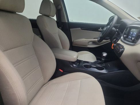 Used 2019 Kia Sorento FWD image 21