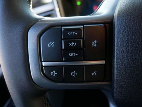 Used 2025 Ford F450 Lariat w/ FX4 Off-Road Package image 19