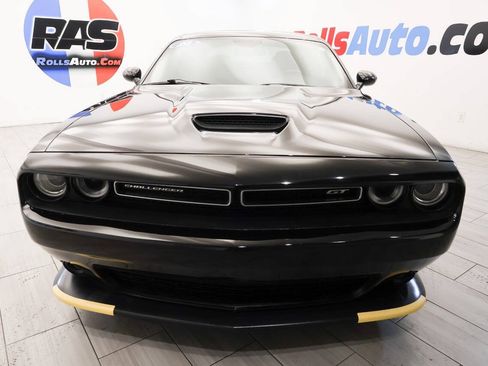 Used 2020 Dodge Challenger GT RWD image 8