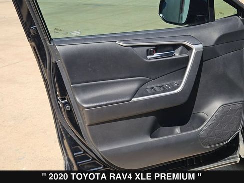 Used 2020 Toyota RAV4 XLE Premium FWD image 14