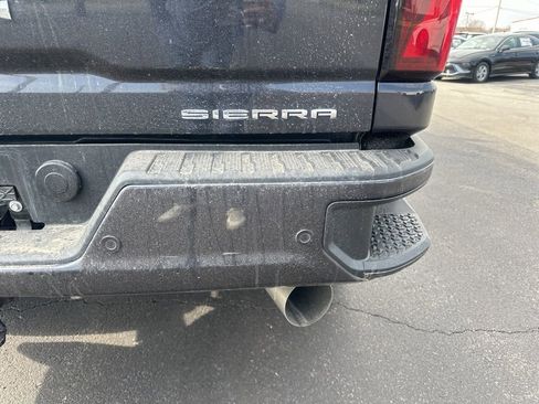 Used 2024 GMC Sierra 2500 Denali w/ Denali Reserve Package image 10