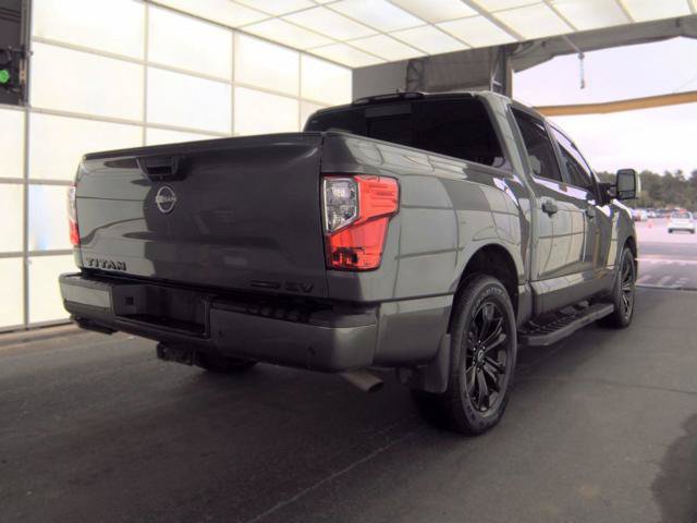 Used 2024 Nissan Titan SV RWD image 7