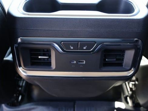 New 2026 GMC Sierra 1500 SLT image 25