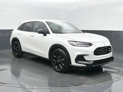 Certified 2023 Honda HR-V Sport image 1