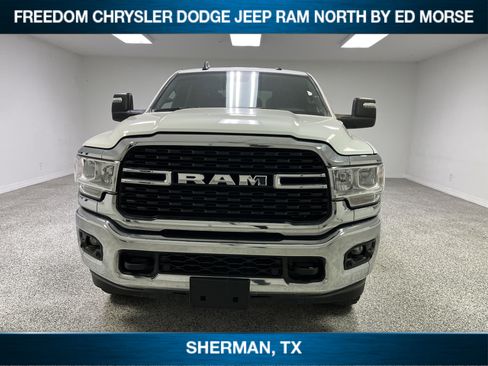 Used 2024 RAM 2500 Big Horn w/ Off Road Package image 2