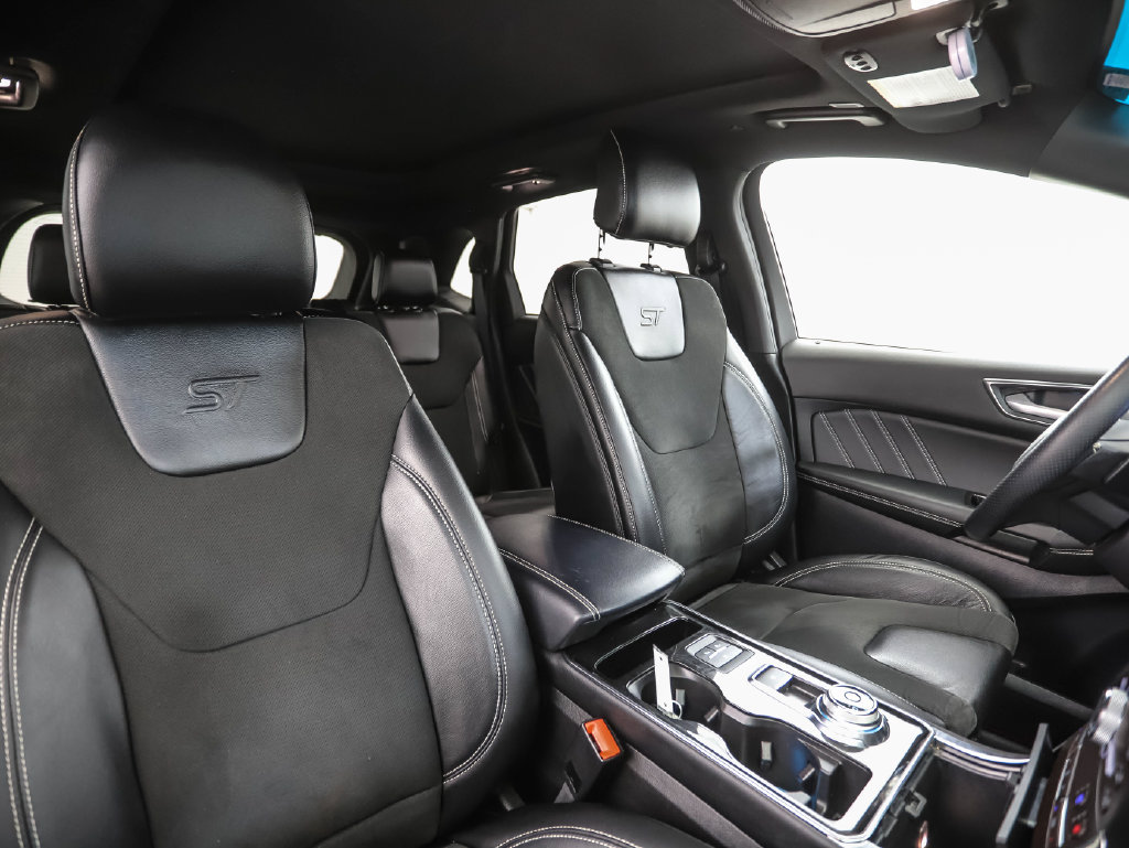 Used 2019 Ford Edge ST w/ Equipment Group 401A AWD/4WD image 33