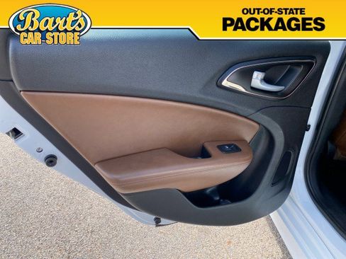 Used 2016 Chrysler 200 C w/ Premium Group FWD image 18
