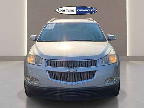 Used 2012 Chevrolet Traverse LTZ FWD image 3