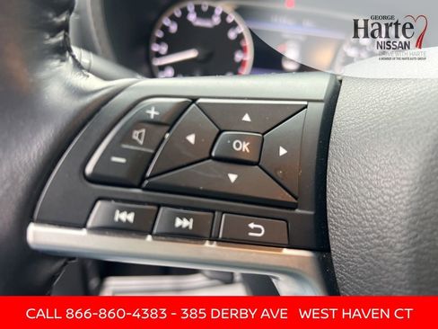 Certified 2020 Nissan Sentra SV image 46