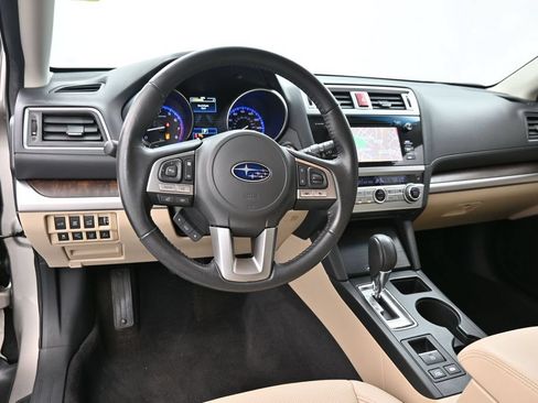 Used 2017 Subaru Outback 3.6R Limited AWD/4WD image 19